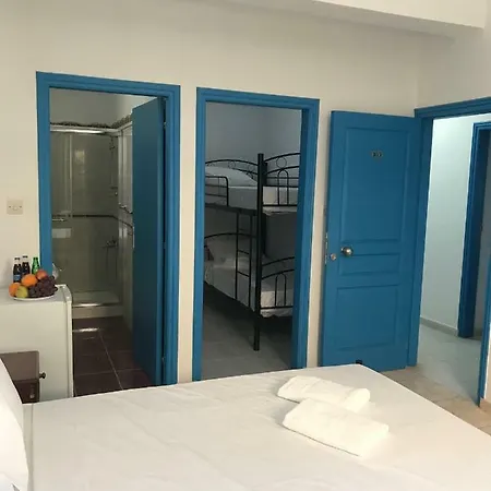 Athinas Court Aparthotel *