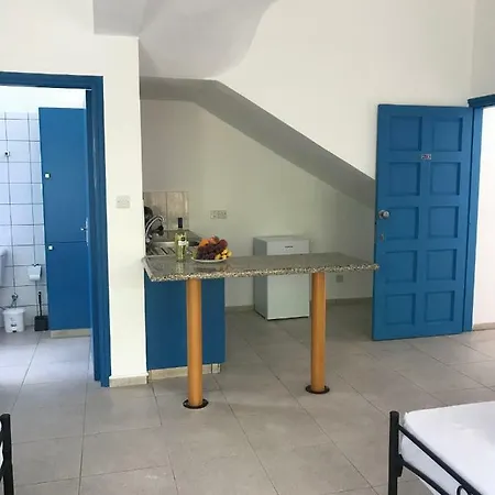 Athinas Court Paphos