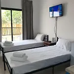 Athinas Court 파포스