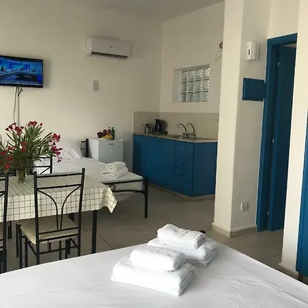 Athinas Court Aparthotel